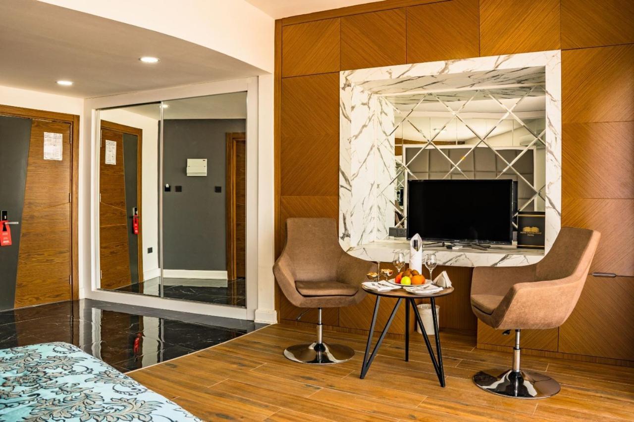 Novel Centre Point Hotel Famagusta  Exterior foto